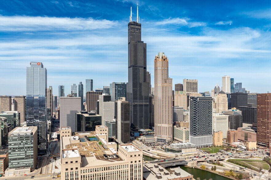 233 S Wacker Dr, Chicago, IL à louer - Photo du bâtiment - Image 1 de 3