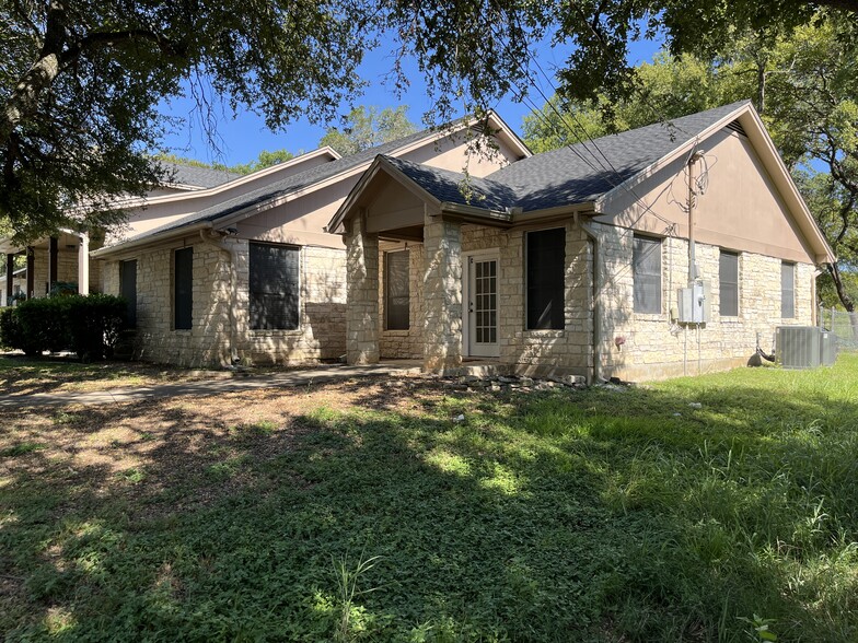 1750 Fm 967, Buda, TX à vendre - Photo du bâtiment - Image 3 de 10