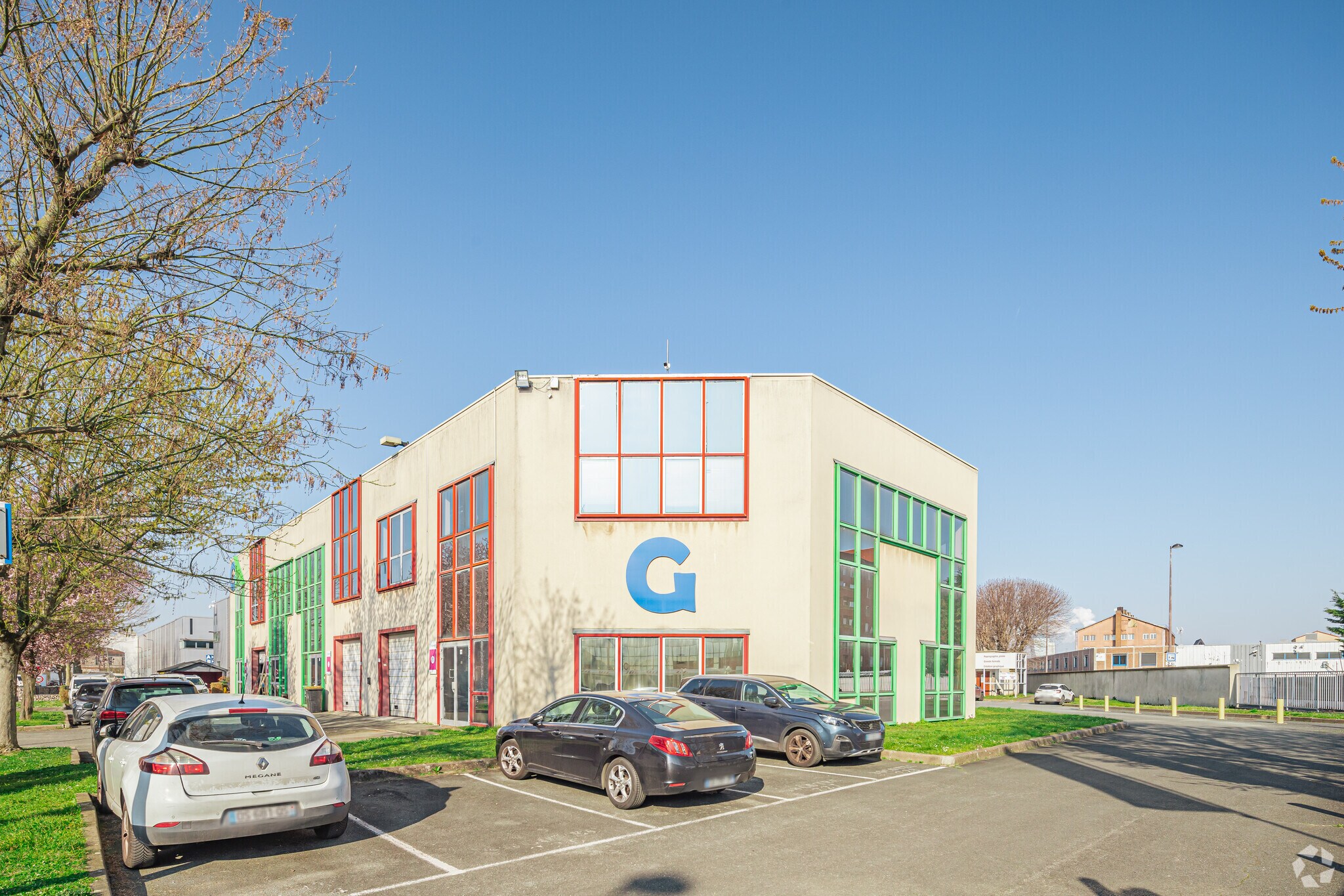 26 Rue Robert Witchitz, Ivry-sur-Seine for lease Primary Photo- Image 1 of 7