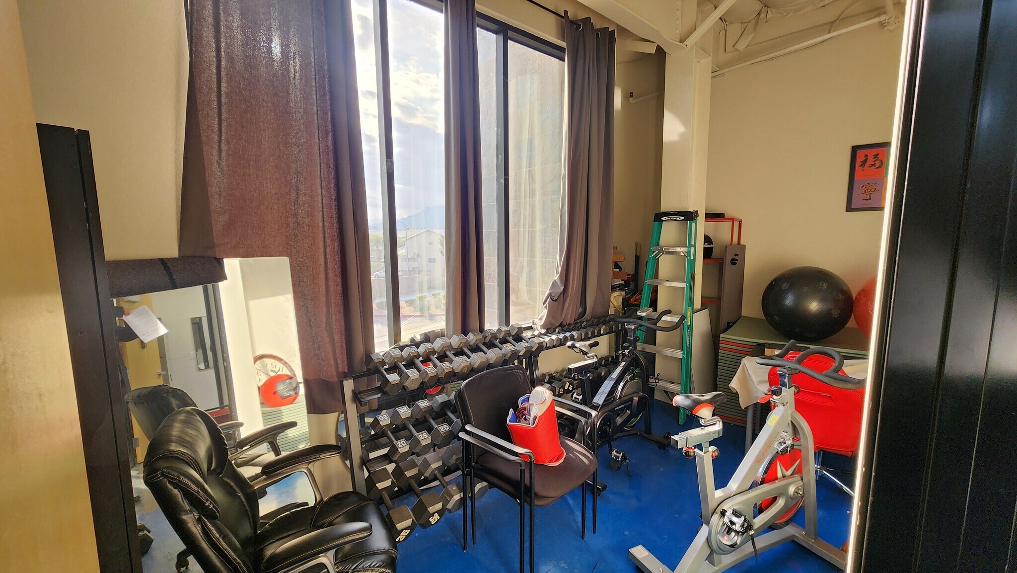 7485 W Azure Dr, Las Vegas, NV à louer Photo intérieure- Image 1 de 8