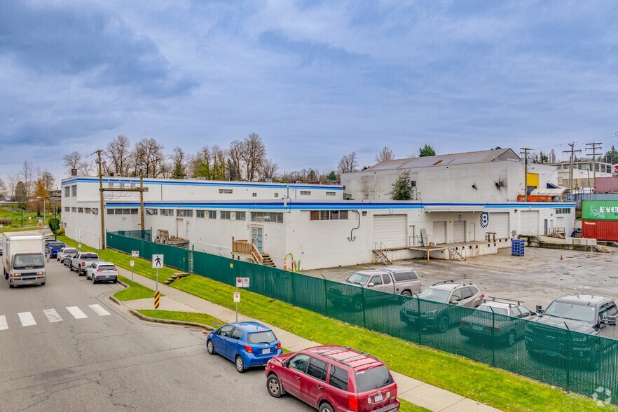 2727 Boundary Rd, Vancouver, BC à vendre - Photo du bâtiment - Image 2 de 3