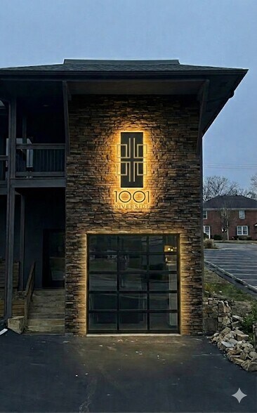 1001 Riverside Dr, Gainesville, GA à louer - Photo du bâtiment - Image 3 de 10