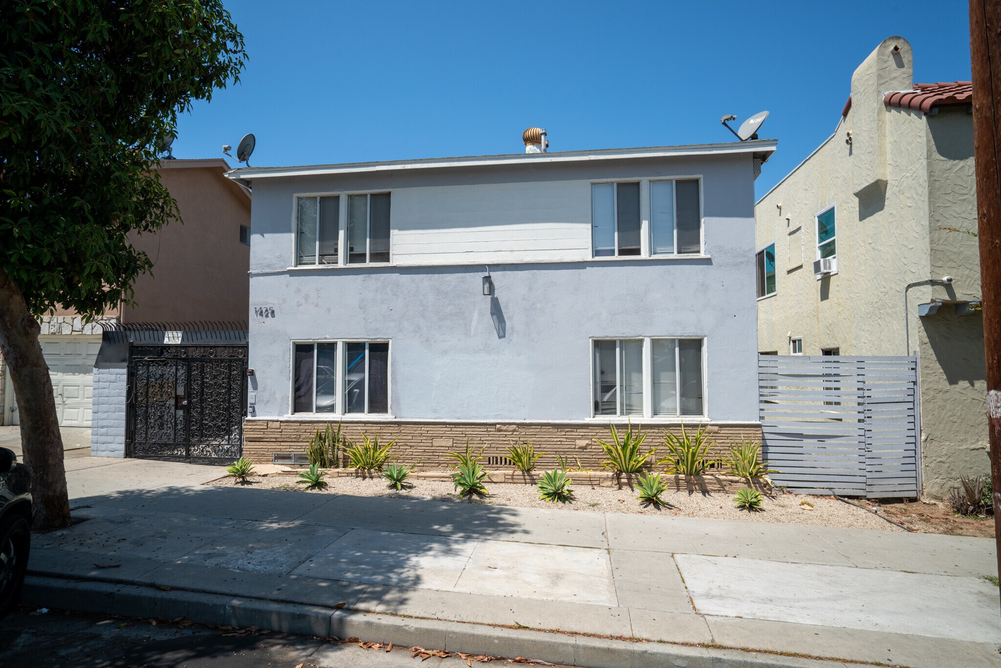 1425 Cedar Ave, Long Beach, CA à vendre Photo du bâtiment- Image 1 de 20