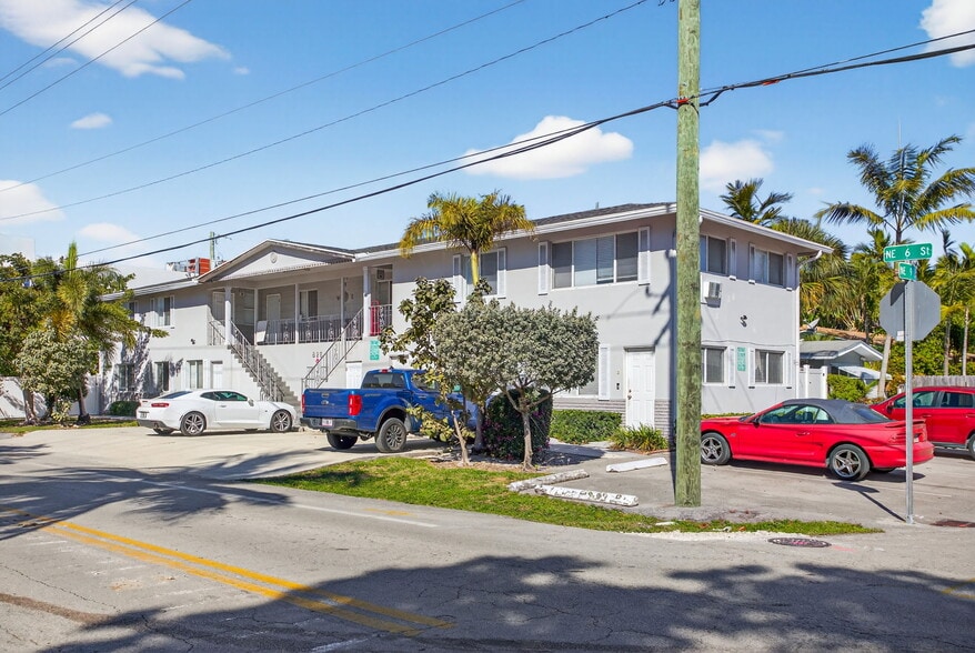 825 NE 6th St, Fort Lauderdale, FL à vendre - Photo du bâtiment - Image 3 de 13