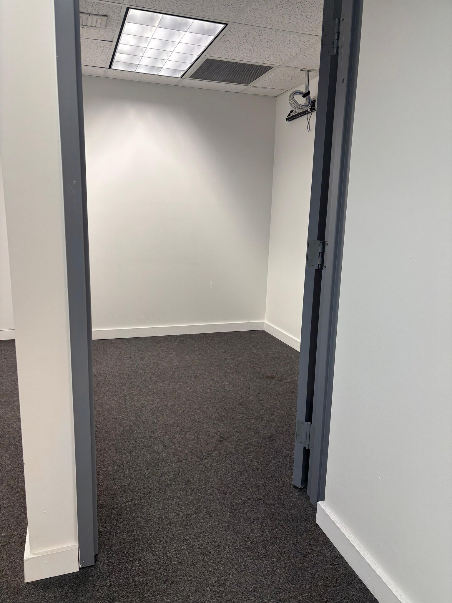 33 SW 2nd Ave, Miami, FL à louer Photo intérieure- Image 1 de 19