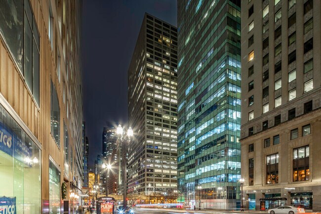 More details for 180 N LaSalle St, Chicago, IL - Office for Lease
