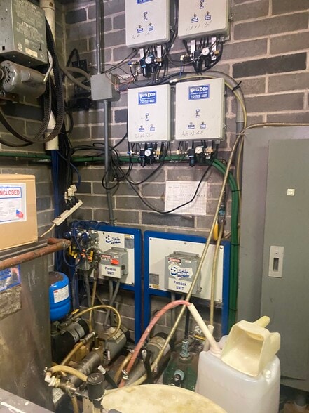 2217 Plainfield Rd, Crest Hill, IL à vendre - Photo du bâtiment - Image 3 de 11