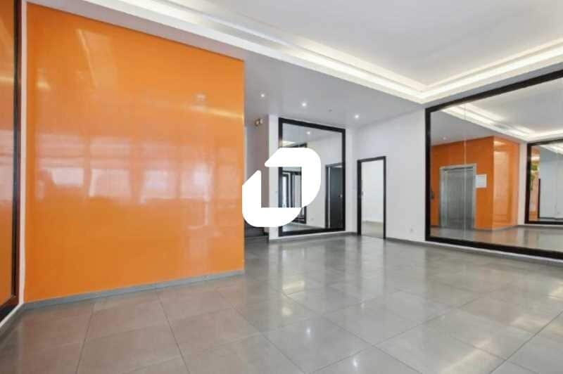 17 Rue D'Orleans, Neuilly-sur-Seine à louer - Photo intérieure - Image 2 de 9