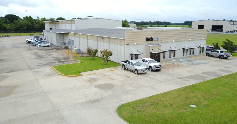 1053 Petroleum Pky, Broussard, LA à vendre - Photo principale - Image 1 de 13