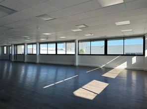 Flex in Le Mesnil-Amelot for lease Interior Photo- Image 2 of 6