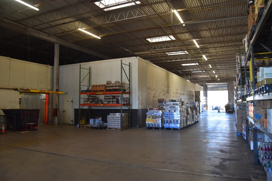 100 N Church St, Palestine, TX à louer - Photo du bâtiment - Image 3 de 13