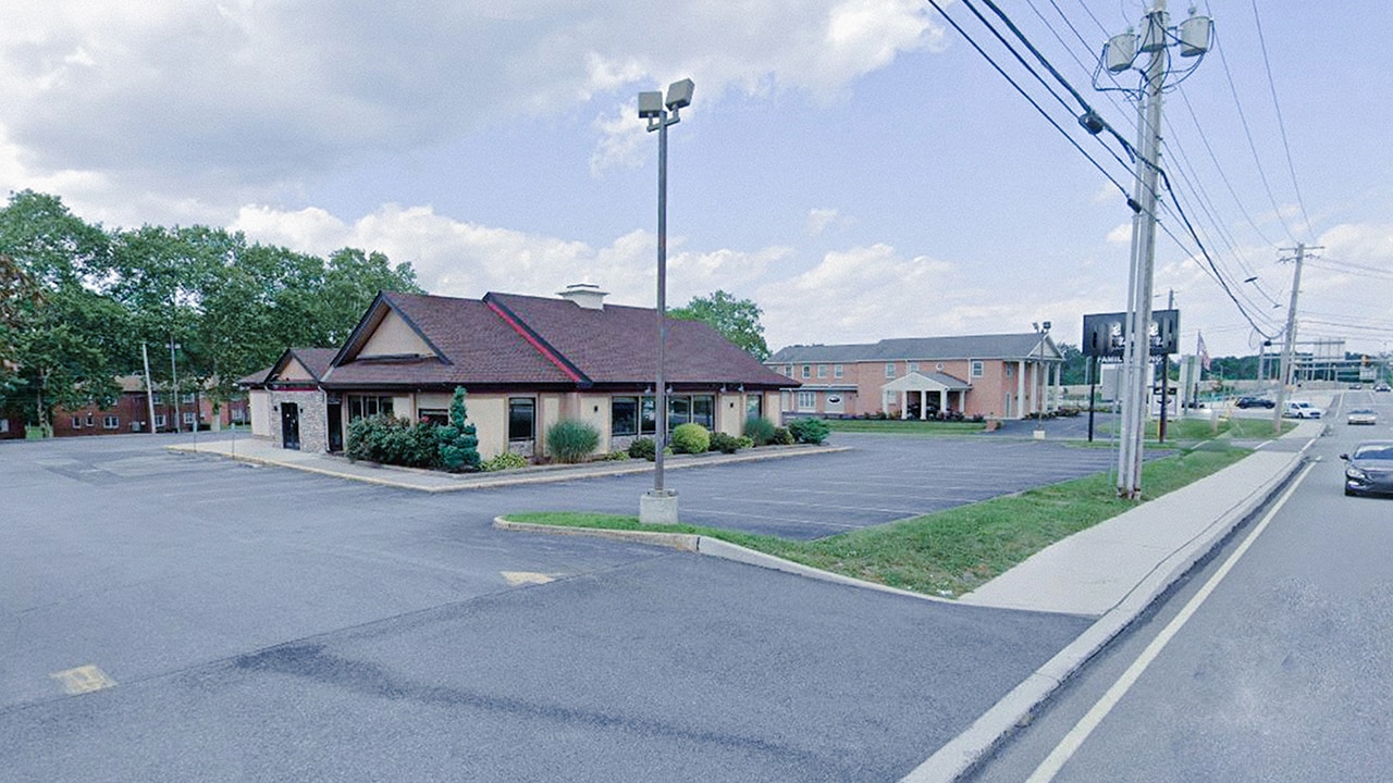 4010 Jonestown Rd, Harrisburg, PA for sale Primary Photo- Image 1 of 5