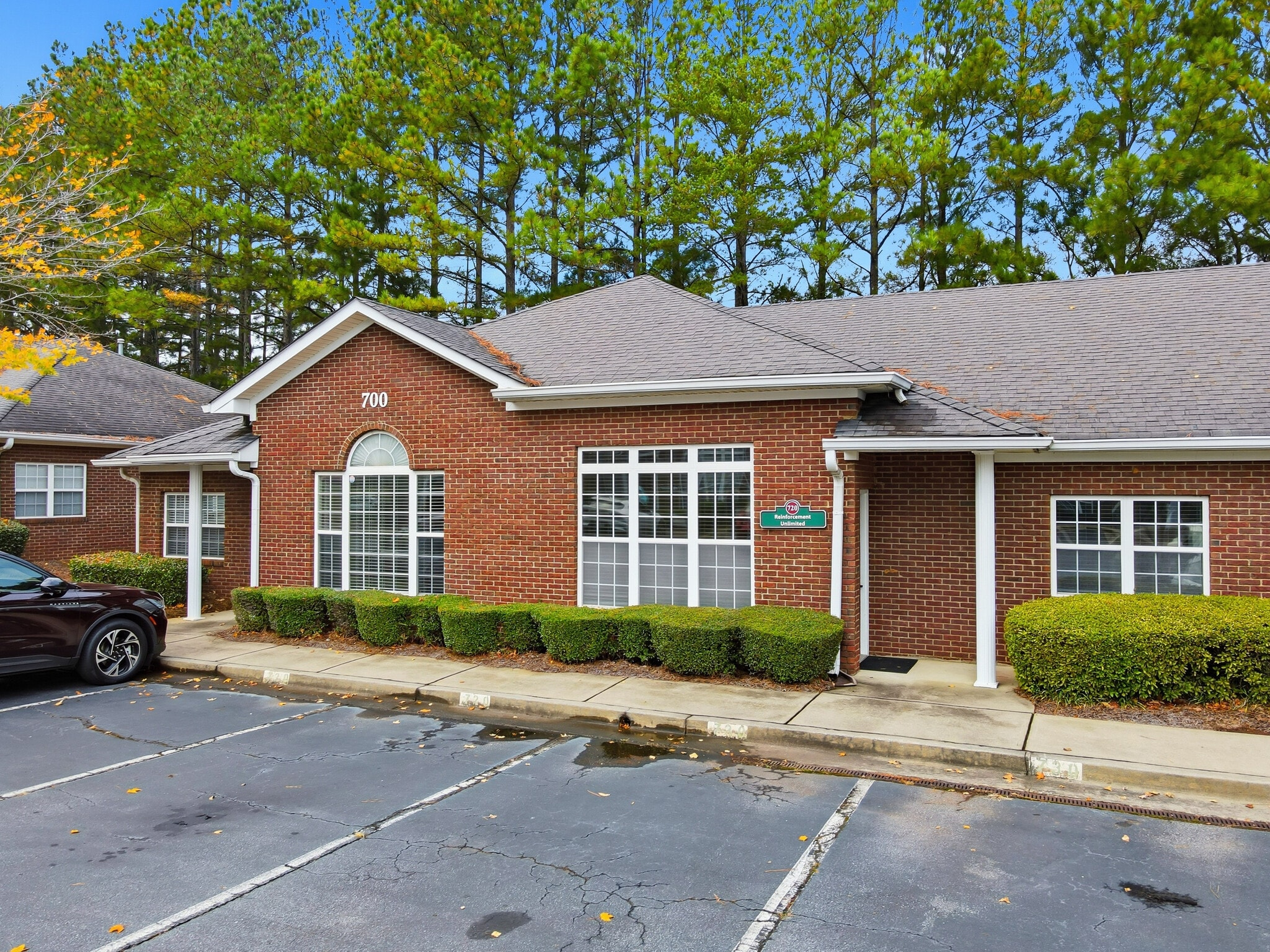 103 Weatherstone Dr, Woodstock, GA for lease Building Photo- Image 1 of 37