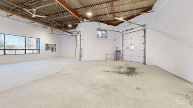 4000-4036 Boul De La Côte-Vertu, Montréal, QC for lease Matterport 3D Scan- Image 1 of 4