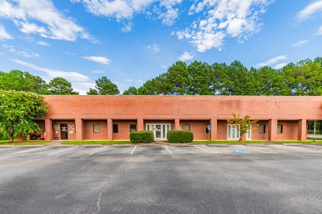 More details for Fully Leased GSA-Anchored Office Park – for Auction, Athens, GA