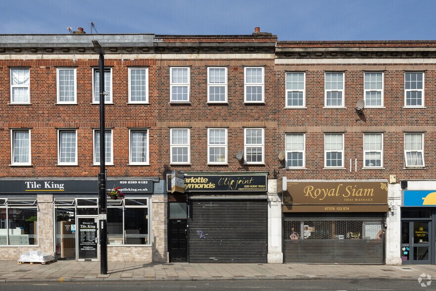 129 Station Rd, Sidcup à louer - Photo principale - Image 1 de 2