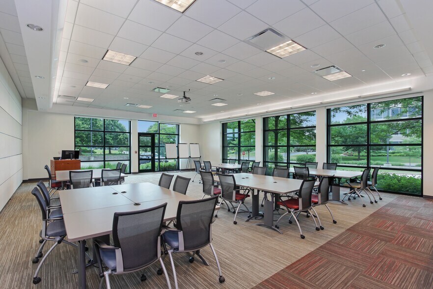 1905 W Field Ct, Lake Forest, IL à louer - Photo intérieure - Image 3 de 3