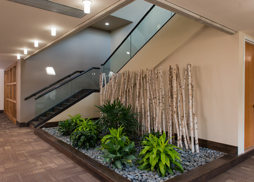 1001 E 101st Ter, Kansas City, MO for lease - Interior Photo - Image 3 of 7