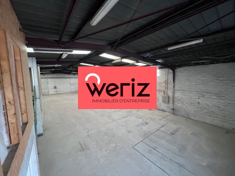 31 Rue D'Athenes, Vitrolles for sale - Interior Photo - Image 1 of 4