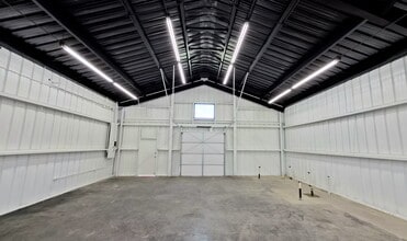 3120 Halifax St, Dallas, TX for lease Interior Photo- Image 2 of 5