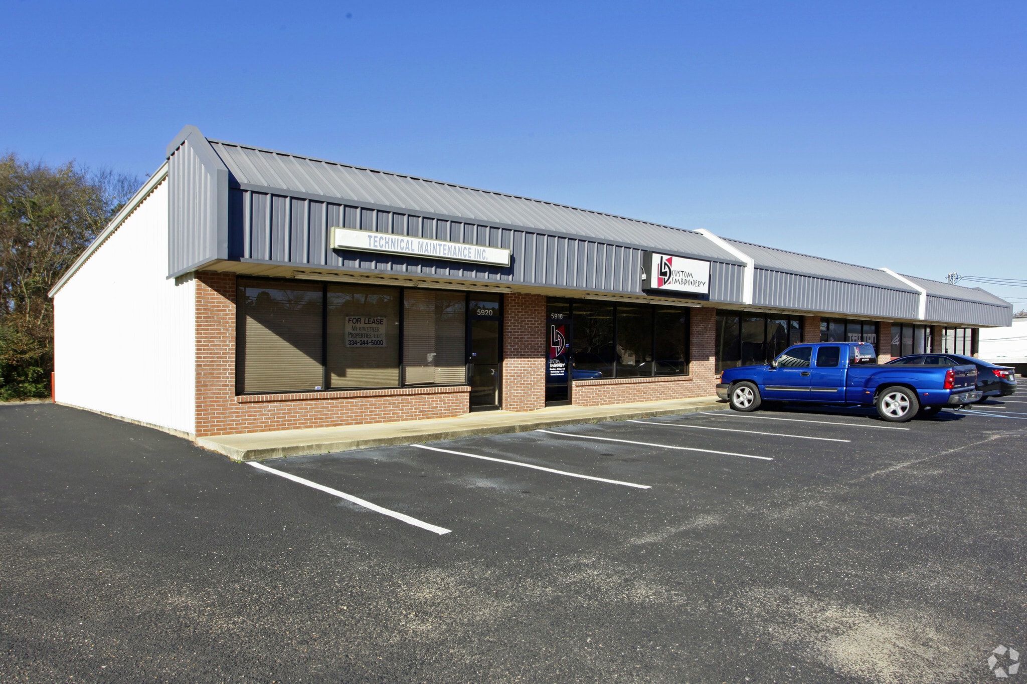 5900-5920 E Shirley Ln, Montgomery, AL for lease Primary Photo- Image 1 of 4