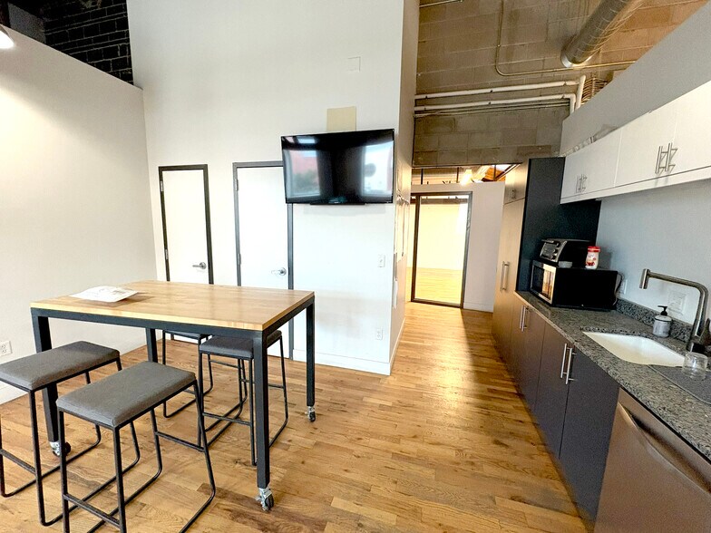 2904-2907 Huron St, Denver, CO à louer - Photo du bâtiment - Image 2 de 4