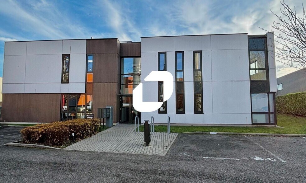 15 Rue Jacobi-Netter, Strasbourg for lease - Building Photo - Image 2 of 10