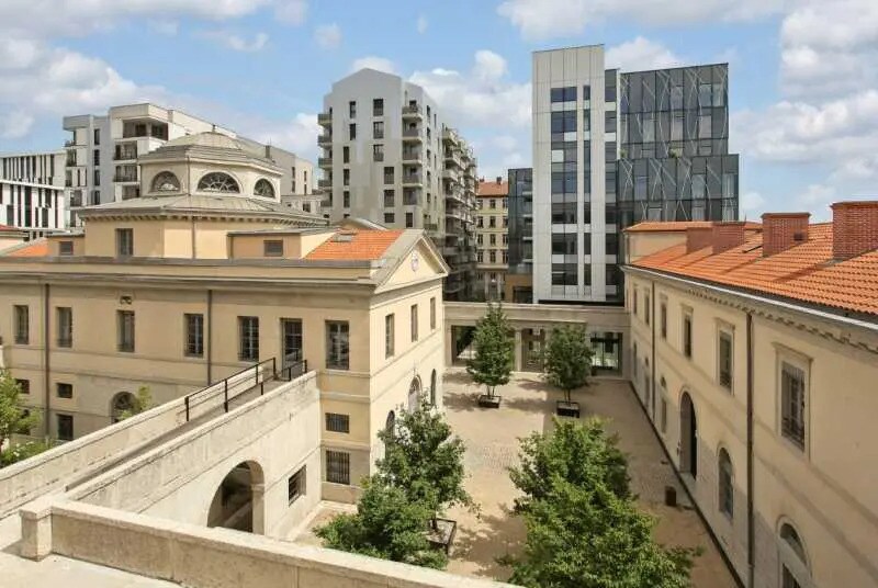 11 Bis Quai Perrache, Lyon à louer - Photo du bâtiment - Image 3 de 6