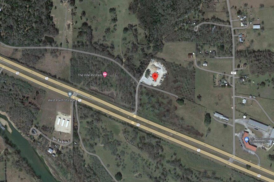 846 W Hwy 71, Smithville, TX à vendre - Photo du bâtiment - Image 2 de 4
