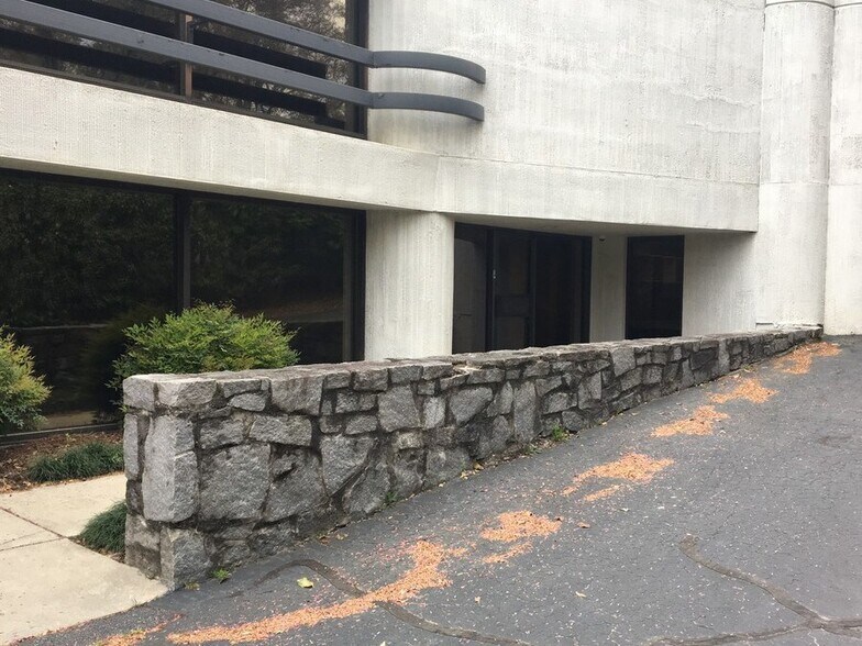 696-700 Antone St NW, Atlanta, GA à vendre - Photo du bâtiment - Image 2 de 6