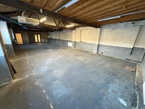 New Mill Rd, Honley à louer Photo intérieure- Image 2 de 6