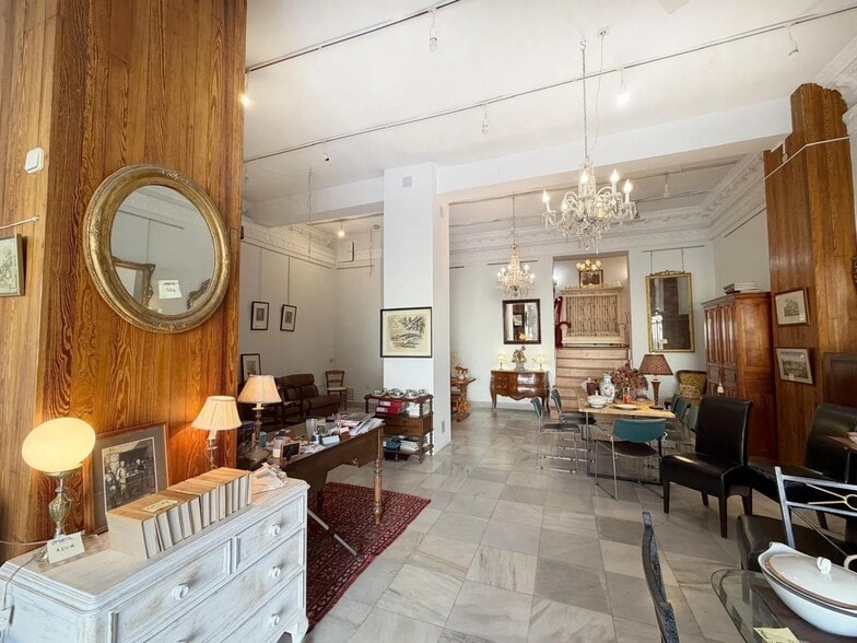 Retail in Madrid, Madrid for sale - Interior Photo - Image 3 of 4
