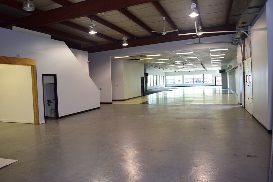 2013 General Potter Hwy, Centre Hall, PA for sale - Interior Photo - Image 3 of 90