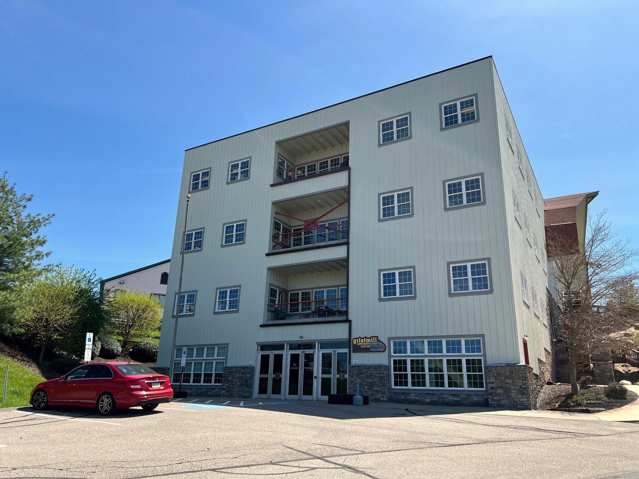 101 Bellevue Rd, Pittsburgh, PA for lease Building Photo- Image 1 of 12