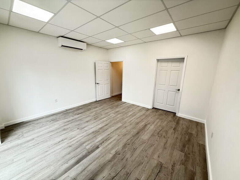 5741 S Pine Ave, Ocala, FL à louer - Photo du bâtiment - Image 3 de 24