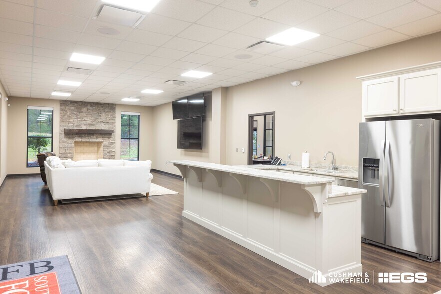 865 Speedway Blvd, Lincoln, AL à vendre - Photo intérieure - Image 3 de 6