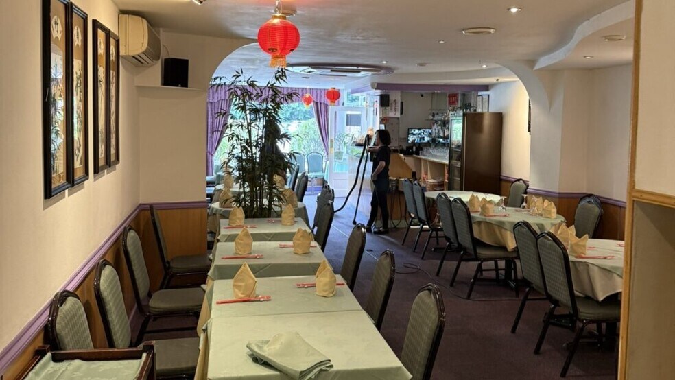 13 Nightingales Corner, Amersham à vendre - Photo intérieure - Image 2 de 2