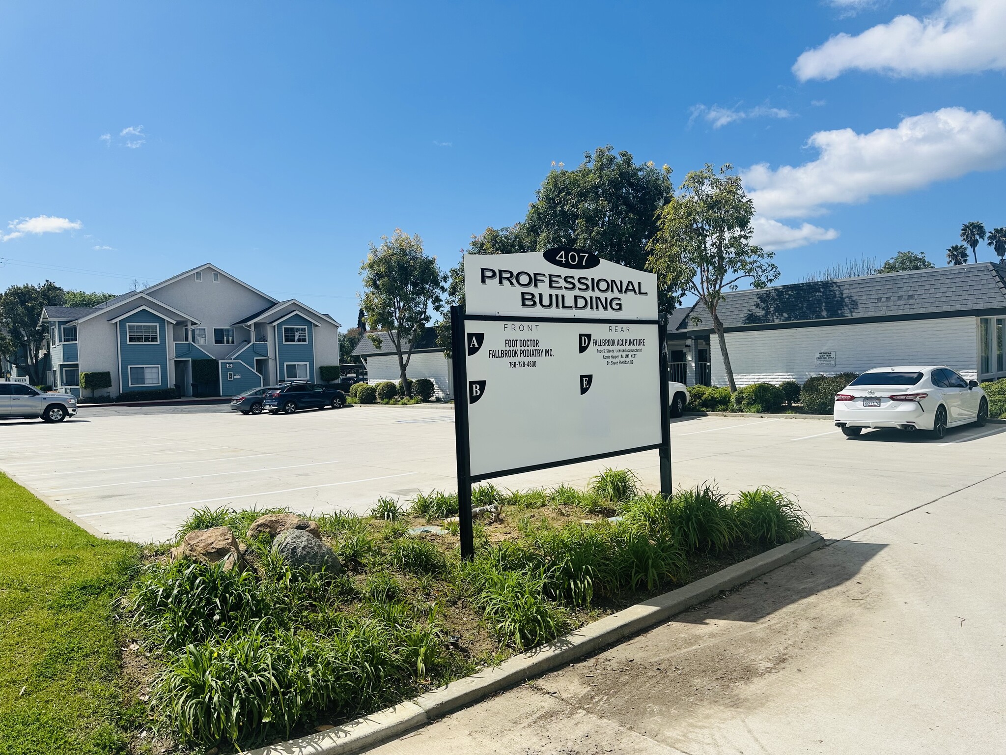 407 Potter St, Fallbrook, CA for lease Building Photo- Image 1 of 32