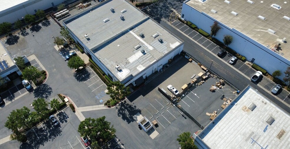 2451 Pomona Rd, Corona, CA for sale - Building Photo - Image 2 of 10