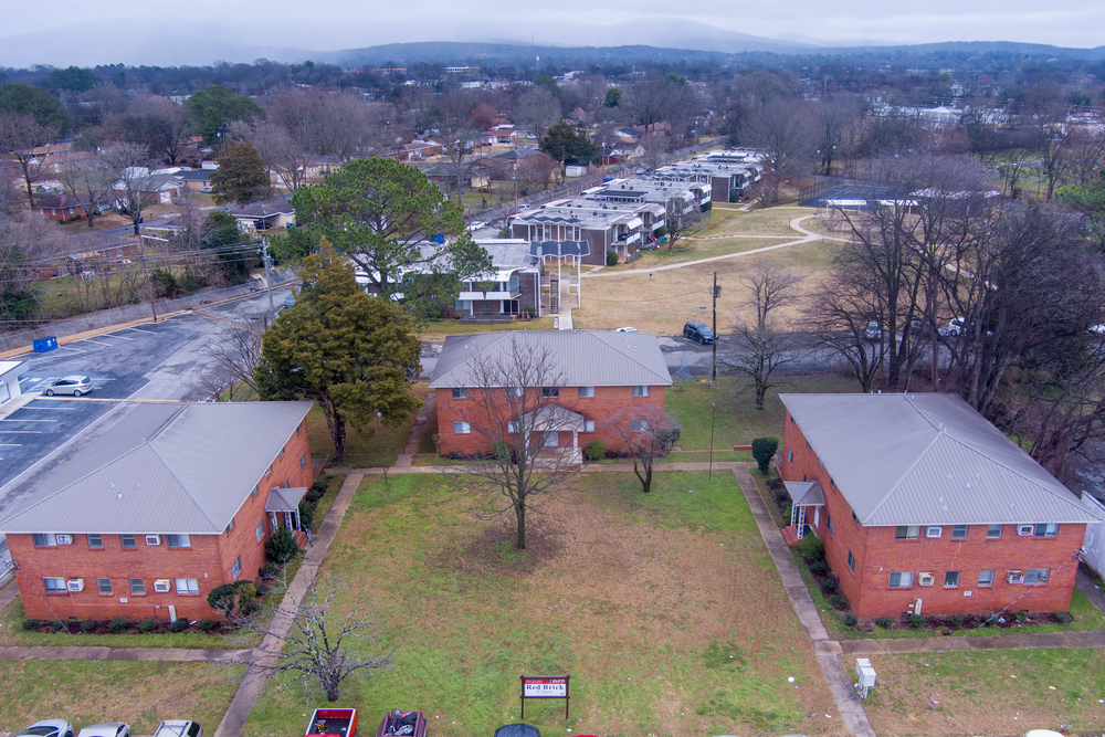 2216 Memorial Pkwy NW, Huntsville, AL for sale Building Photo- Image 1 of 1