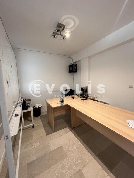 Bureau dans Fontenay Sous Bois à louer - Photo intérieure - Image 3 de 9