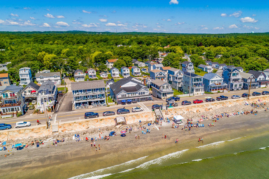 121 Long Beach Ave, York, ME for sale - Primary Photo - Image 1 of 1