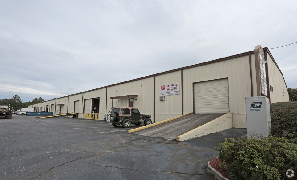 6721 Stuart Ave, Jacksonville, FL for lease - Building Photo - Image 3 of 22