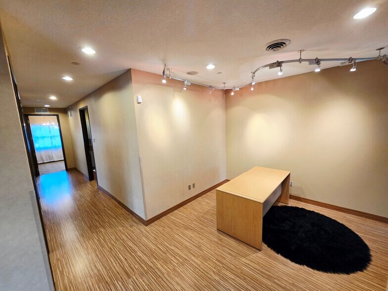 3525 Plymouth Blvd, Plymouth, MN à louer - Photo intérieure - Image 3 de 15