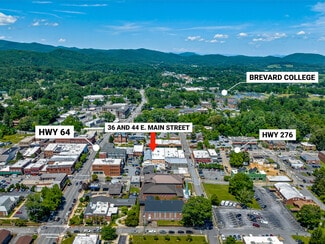 Plus de détails pour 36 & 44 E Main St., Brevard, NC - Commerce de détail à vendre