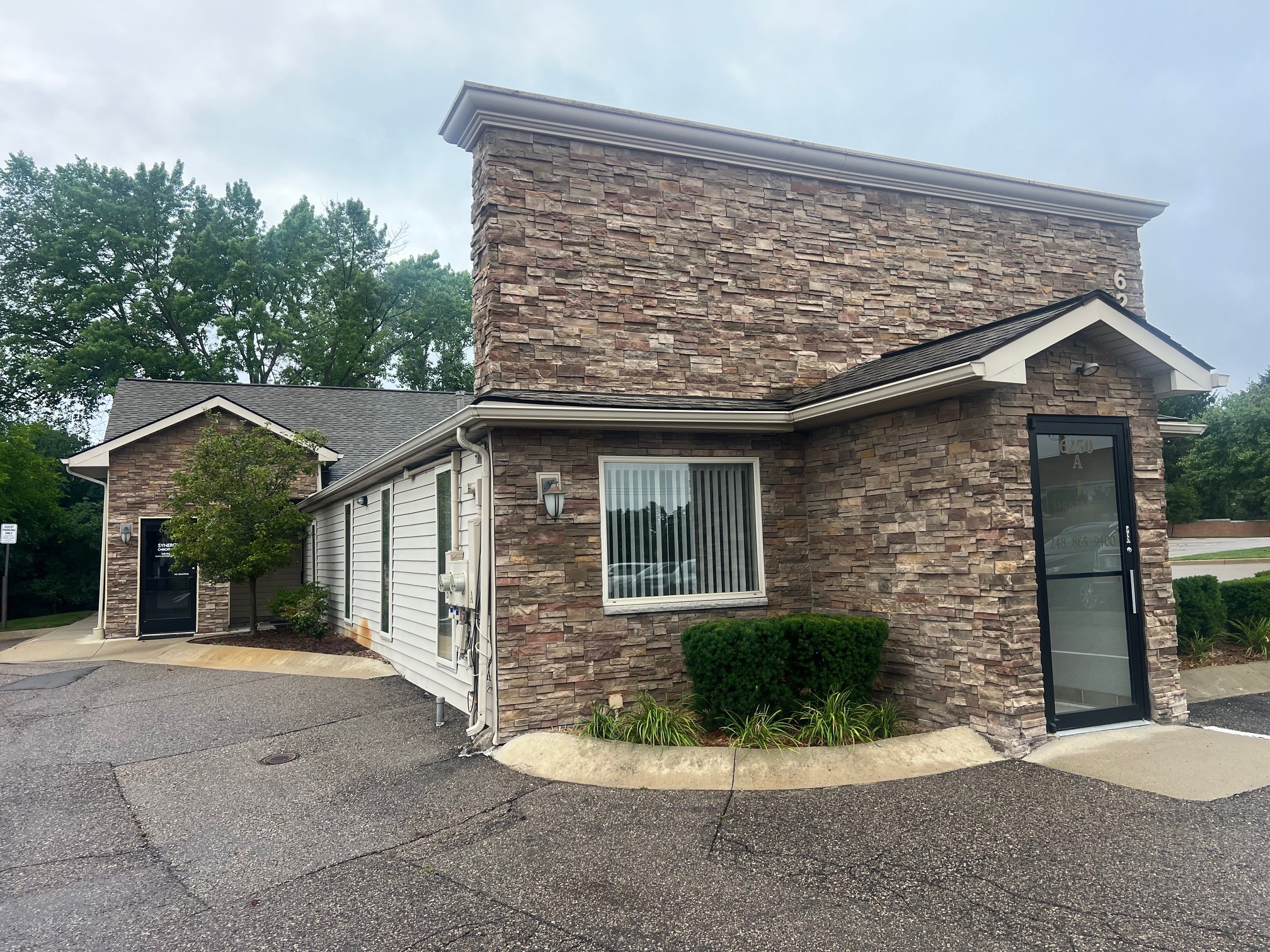 6250 Orchard Lake Rd, West Bloomfield, MI for lease Building Photo- Image 1 of 7