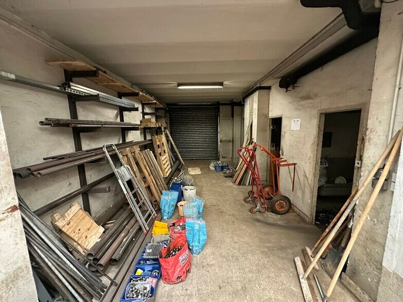 Industrial in Maisons-Alfort for sale - Interior Photo - Image 2 of 5