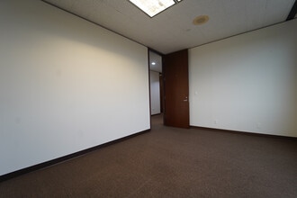 101 W Goodwin Ave, Victoria, TX for lease Interior Photo- Image 1 of 19