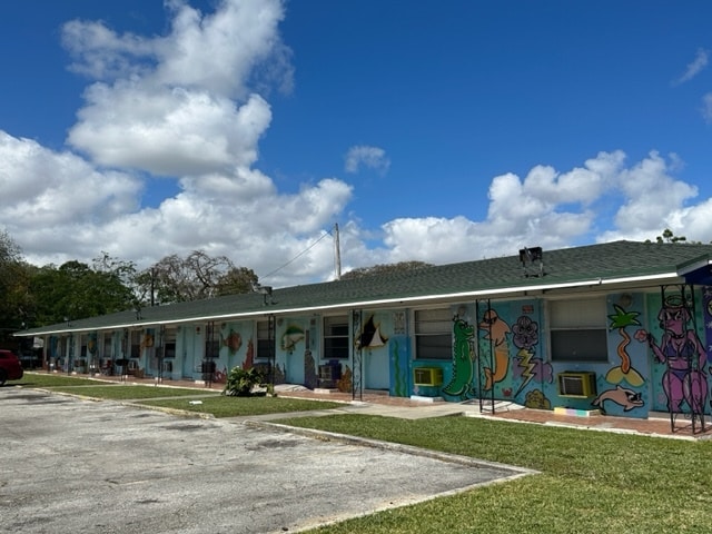 7700 Miami Ave, Miami, FL for sale - Building Photo - Image 3 of 12