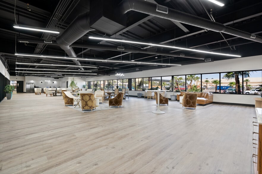 4300 W Tropicana Ave, Las Vegas, NV for lease - Building Photo - Image 3 of 11